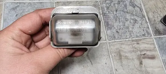 Mazda 6 Front fender indicator light 13061971