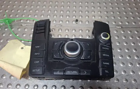 Audi Q7 4L Head unit multimedia control S26372289 4L0919610