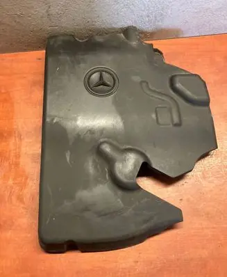 Mercedes-Benz Sprinter W906 Engine cover (trim) A6510102367