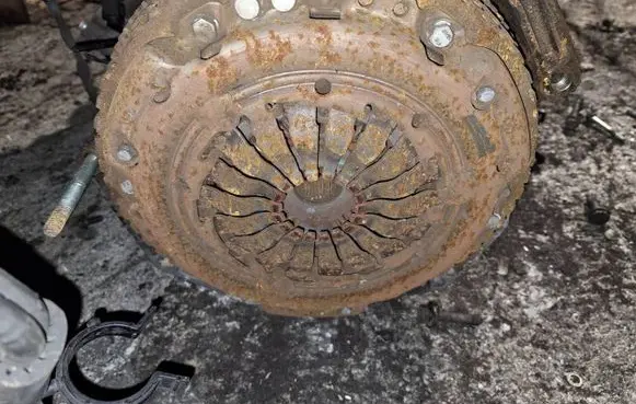 Nissan Note (E11) Clutch set kit