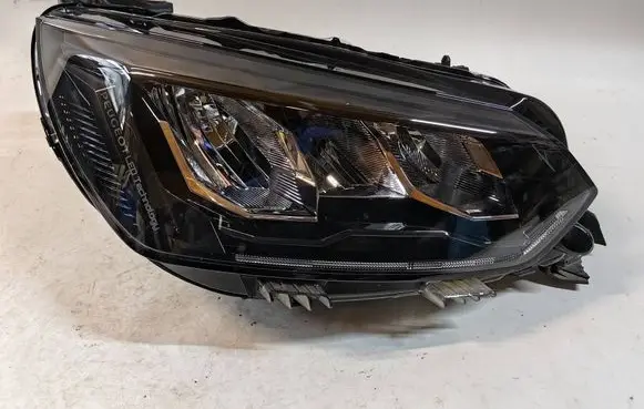 Peugeot 208 II Headlight/headlamp 9855524880