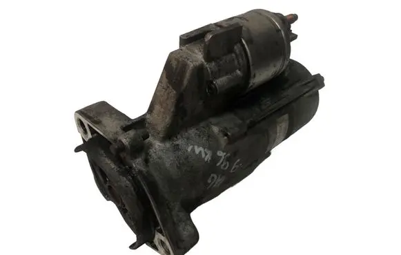 Volkswagen PASSAT B5 Starter motor 068911024L D7GS9 982SGN
