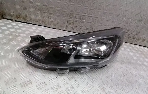 Ford Focus Headlight/headlamp MX7B13E015DE