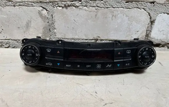 Mercedes-Benz E W211 Climate control unit A2198300685