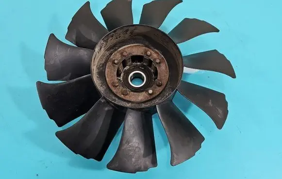 Iveco Daily 3rd gen Fan set IMPRK1494753