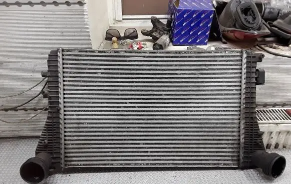 Seat Altea XL Intercooler radiator