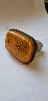 Nissan Sunny Front fender indicator light 013529 5325