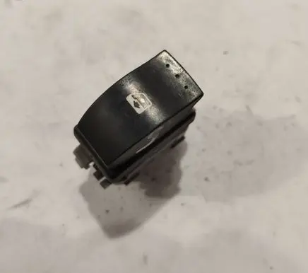 Renault Scenic II - Grand scenic II Electric window control switch 315027A