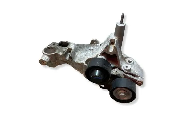 Renault Master III Generator/alternator bracket 117102273R