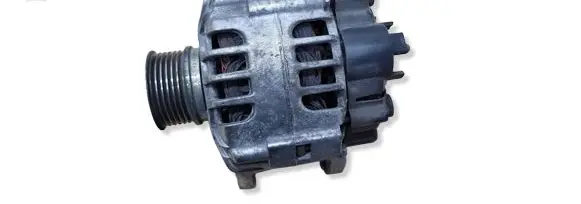 Dacia Sandero Generator/alternator 8200810621
