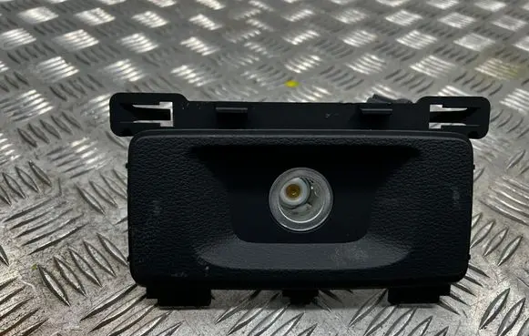 Audi Q5 SQ5 12 V Socket (rear) 80A863324 4M0919340