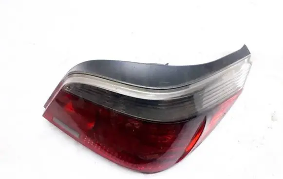 BMW 5 E60 E61 Rear/tail lights 6910768 2vp008679-0673655