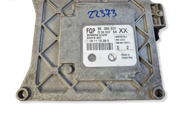 Opel Astra H Engine control unit/module 55355631 081112285 5WK9407