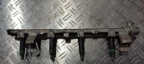Ford Focus Fuel main line pipe 9d2809h487ca 9d280-9h487-ca