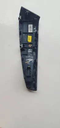Hyundai ix35 Electric window control switch 935802S3109P 3835211310