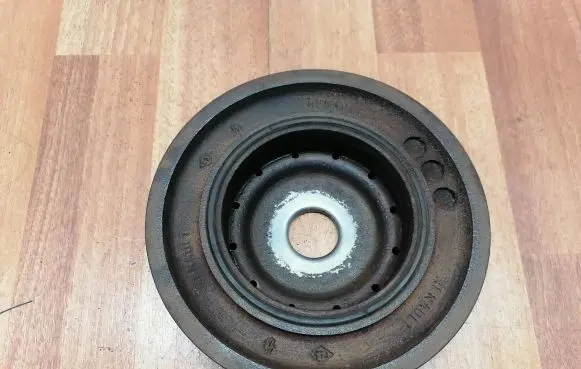 Renault Modus Crankshaft pulley 8200185800 8200184103 8200051194