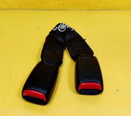 Honda Accord Middle seatbelt buckle (rear) 209441