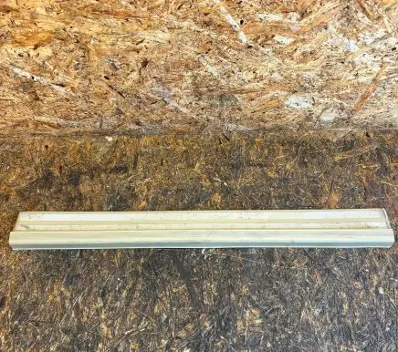 Mercedes-Benz E W124 Front sill trim cover
