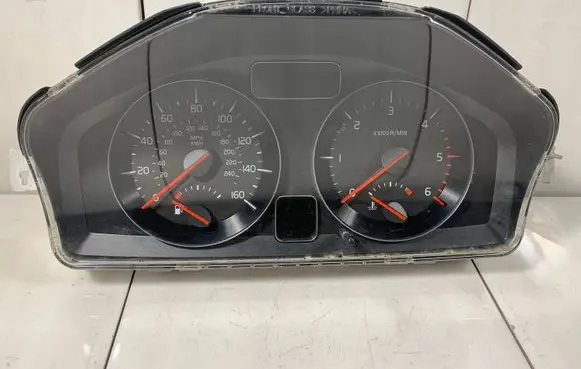 Volvo V50 Speedometer (instrument cluster) 31296235