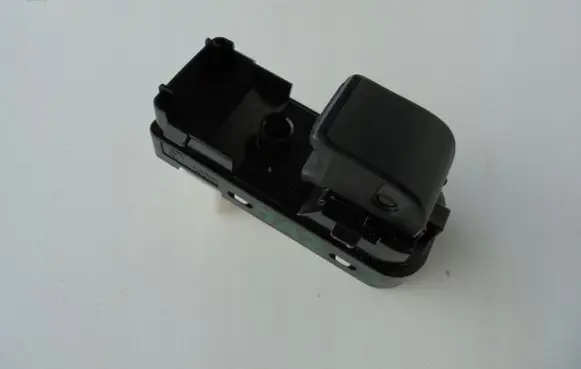 Mazda 3 II Electric window control switch