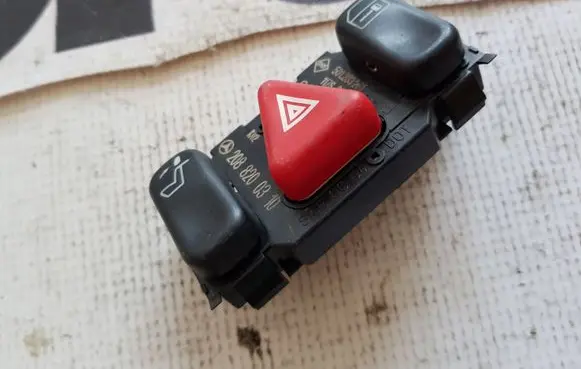 Mercedes-Benz E W210 Hazard light switch A2088200310 2088200310