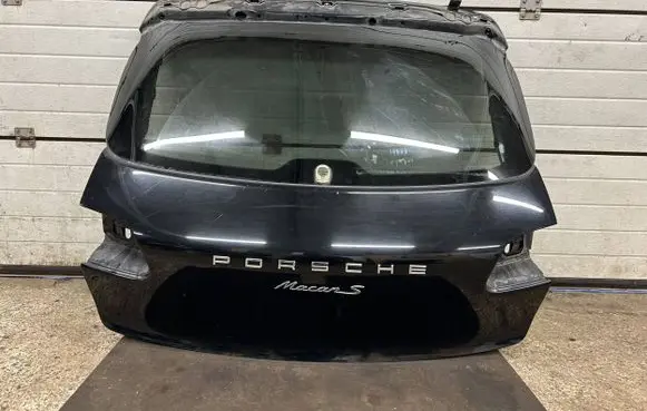 Porsche Macan (95B) Tailgate/trunk/boot lid