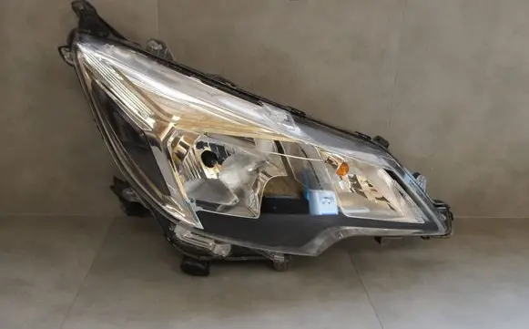 Mitsubishi Space Star Headlight/headlamp SACESTARLIFT
