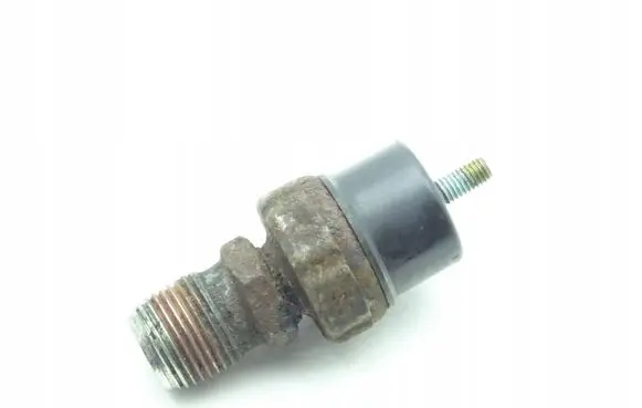 Ford Mondeo MK I Oil pressure sensor FORD_MONDEO_MK1_2.5_V6_CZUJNIK_CISNIENIA_OLEJU