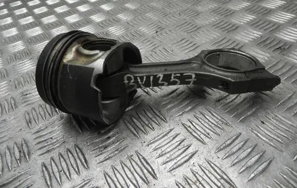 BMW 6 F12 F13 Piston with connecting rod STP