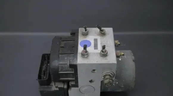 Subaru Outback ABS Pump 62738505615