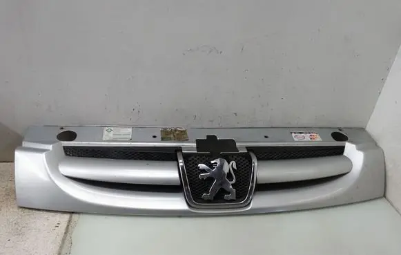 Peugeot Partner Front grill