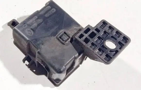 Fuse box cover