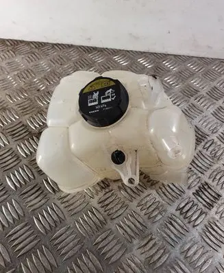 Volvo S90, V90 Coolant expansion tank/reservoir 31338291
