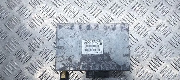 Audi A4 S4 B7 8E 8H Bluetooth control unit module 8P0862335F