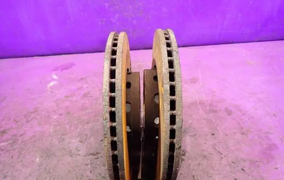 Audi A4 S4 B6 8E 8H Front brake disc 
