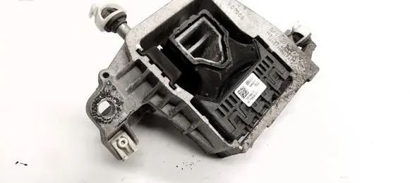 BMW X1 F48 F49 Engine mount bracket 6875632