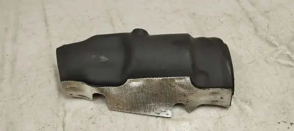 Volvo XC90 Heat shield in engine bay 31437738