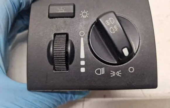 Chrysler Grand Voyager V Light switch P04602764AB 04602764AB