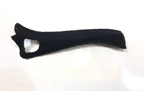 Mercedes-Benz C W203 (D) pillar trim (bottom) 2036900940