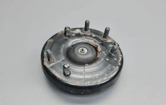 Honda Accord Coil spring mount 