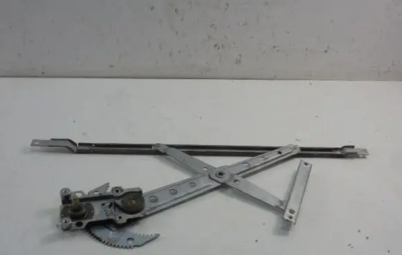 KIA Pregio Front door manual window regulator 