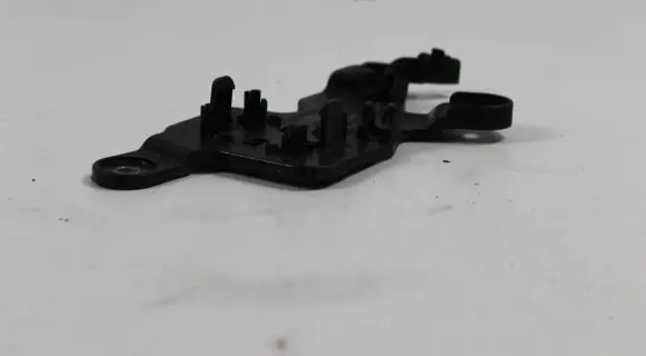 Mercedes-Benz GLE W167 Other engine bay part A2561593500