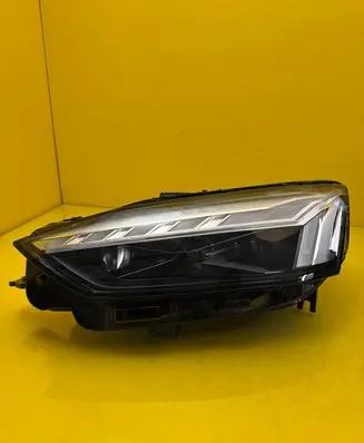 Audi A5 Headlight/headlamp 8W6941085