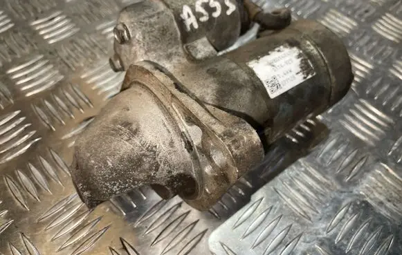 Opel Zafira B Starter motor 8980147430