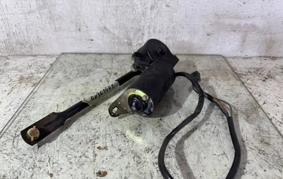 Mazda 626 Wiper motor 8956030005 8491002175