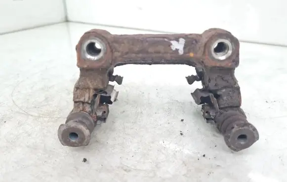 Citroen C4 I Picasso Brake caliper pad carrier rear 