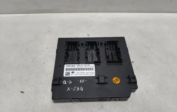 Audi Q3 8U Comfort/convenience module 8X0907063AB