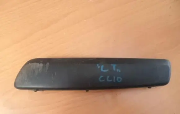 Renault Clio III Rear bumper trim bar molding 8200670300