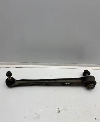 Rear control arm