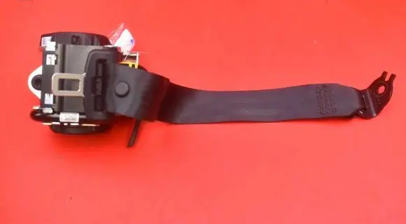Ford Focus Front seatbelt JX7B-A611B68-AGW